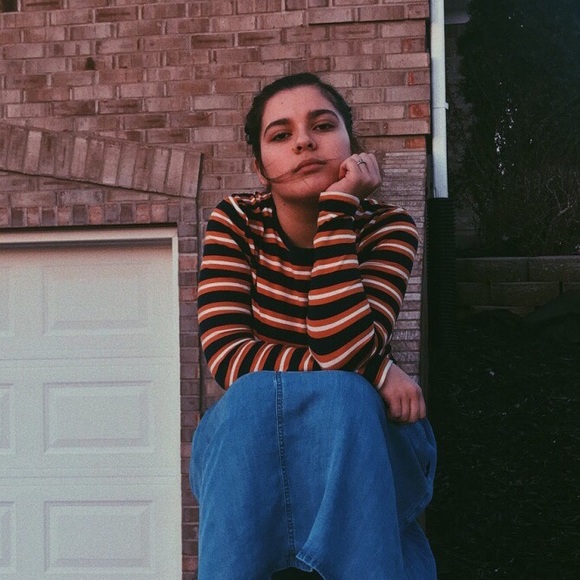 Meet your Posher, Victoria - Picture 1 of 1